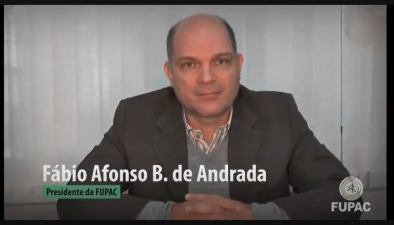 Dr. Fábio Andrada na abertura do EAD