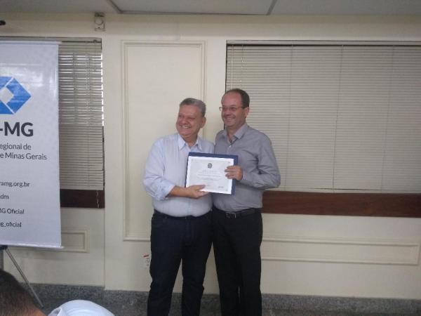 Moção professor de Administração